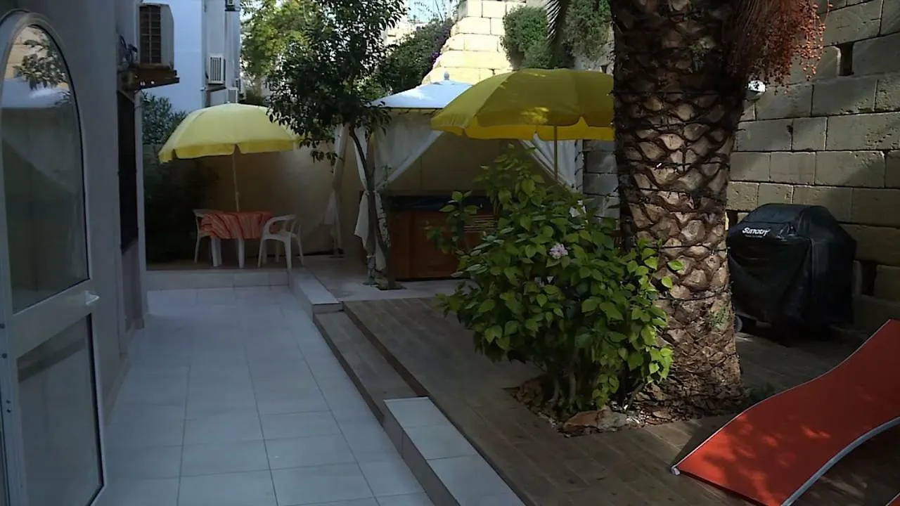 Apartment Sands Saint Julian's