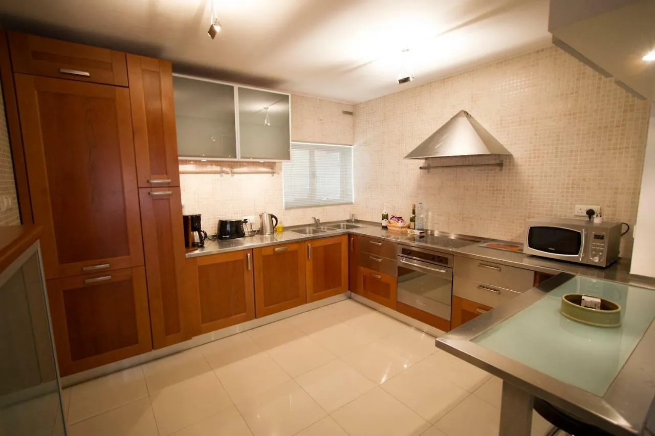 Apartment Sands Saint Julian's